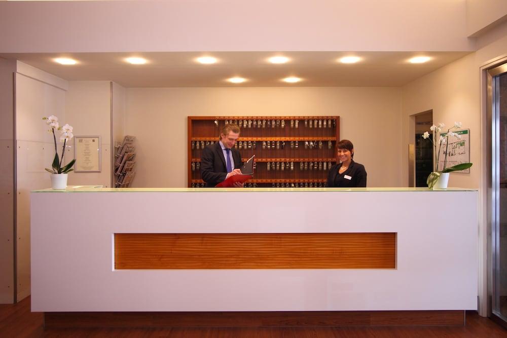 Alster-Hof Hotel Hamburg Bagian luar foto