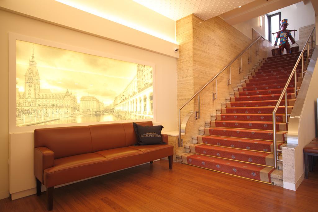 Alster-Hof Hotel Hamburg Bagian luar foto